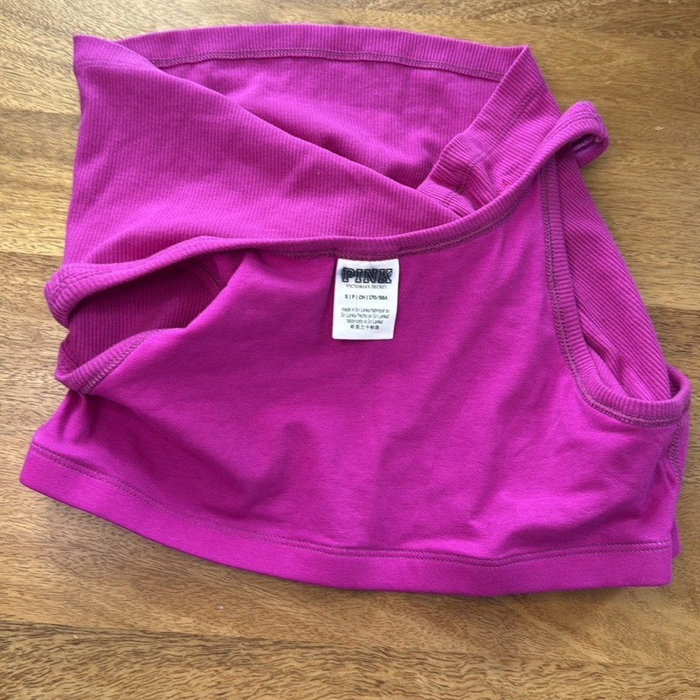 Victoria’s Secret pink tank top - Picture 3 of 3